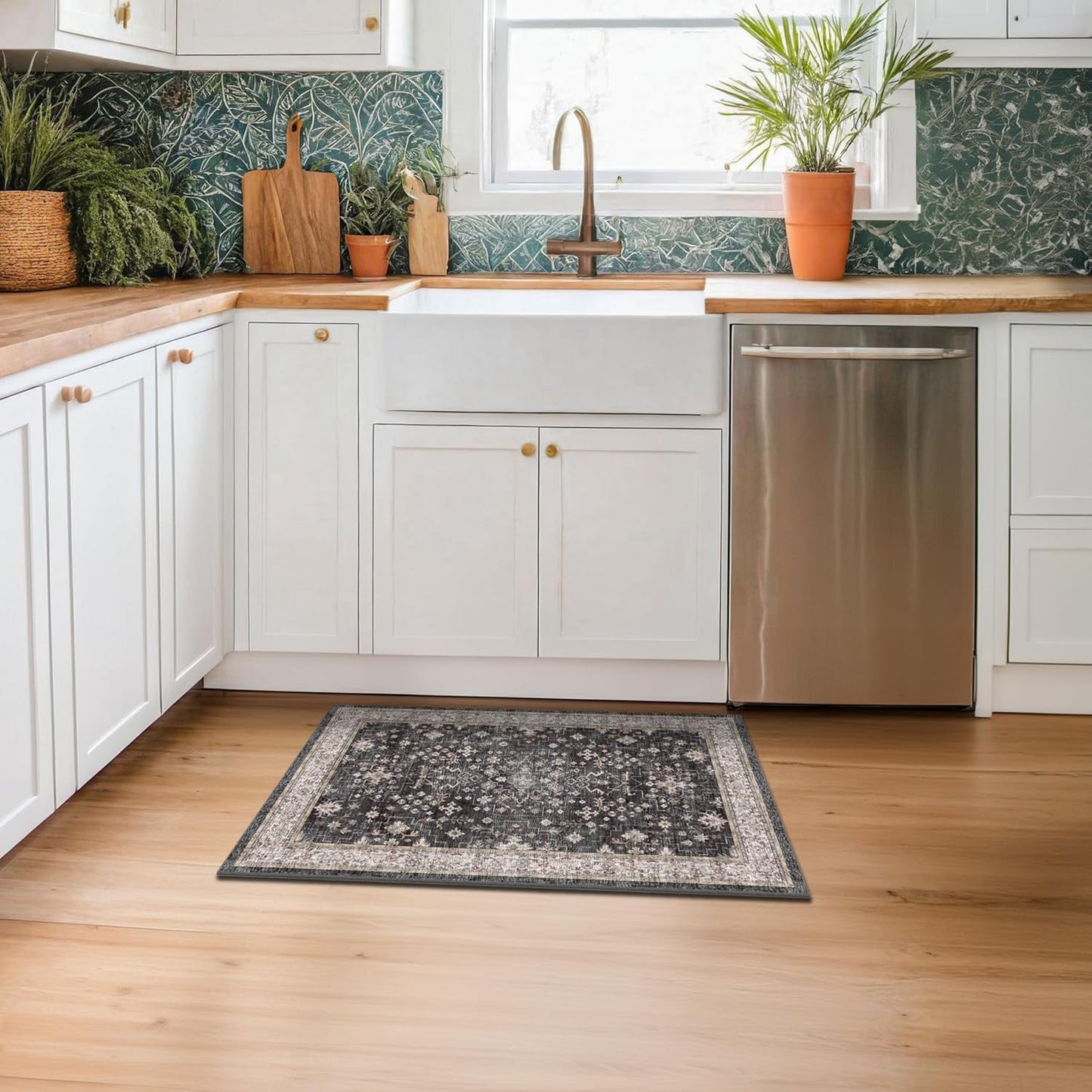 Black Washable 2x3 Entry Rug, Small Rugs for Entryway Kitchen Bathroom Door Mat Indoor Entrance.